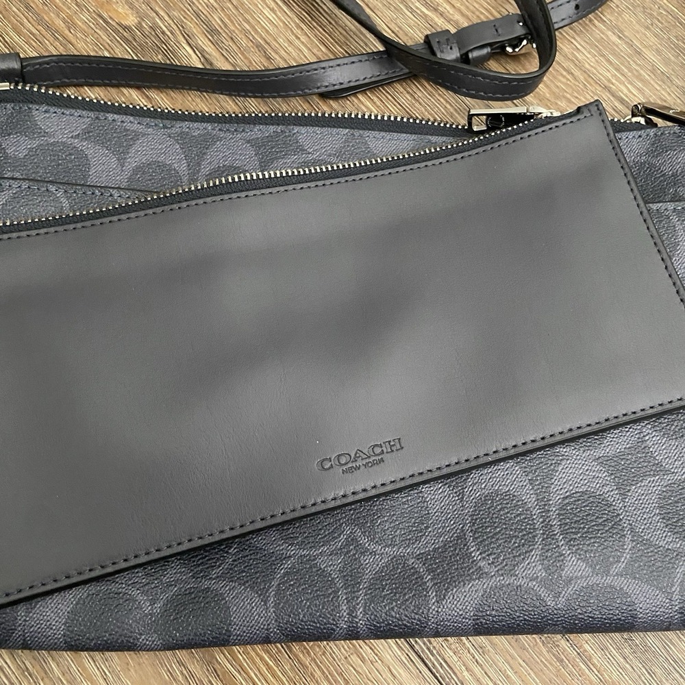 Coach Signature East West Pop Up Crossbody Bag Black Gray f29725 EUC - Picture 3 of 9